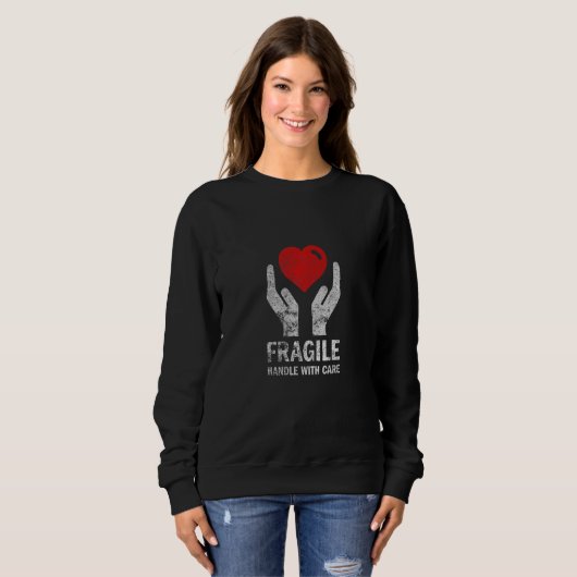 Fragile Handle With Care Love heart Trui (Voorkant volledig)