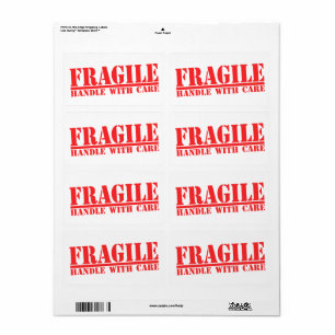 Fragile manipulez avec des étiquettes de soin