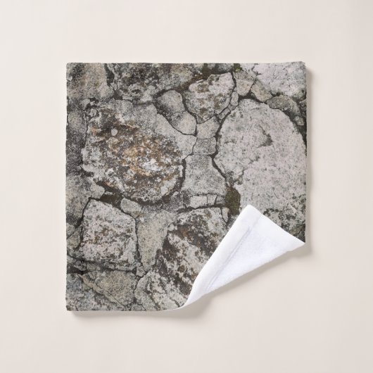 Fragment de pierre noir et gris (Gant de toilette)