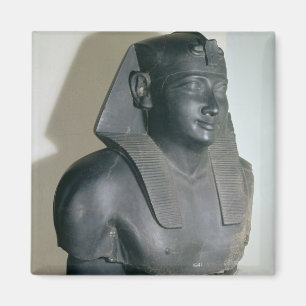 Fragment van een Egyptisch standbeeld van Ptolemy Magneet