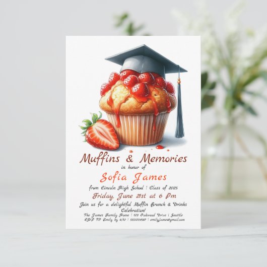 Fraise Delight Graduation Brunch Invitation (Debout devant)