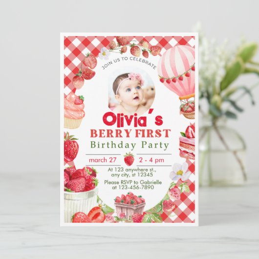 Fraise First Berry 1er Anniversaire Invitation (Debout devant)