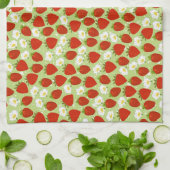 Fraises rouges et fleurs avec serviette de thé ver (Plié)