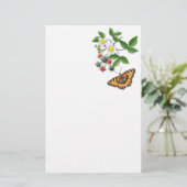 Framboise noire avec la papeterie de papillon (Debout devant)