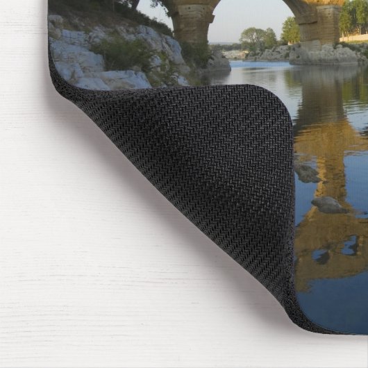 Frankrijk, Avignon. Het aquaduct van de Pont du Ga Muismat (Hoek)