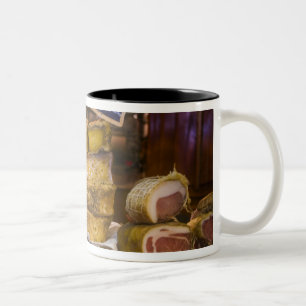 Frankrijk, Corsica. Lokale kazen en charcuterie Tweekleurige Koffiemok