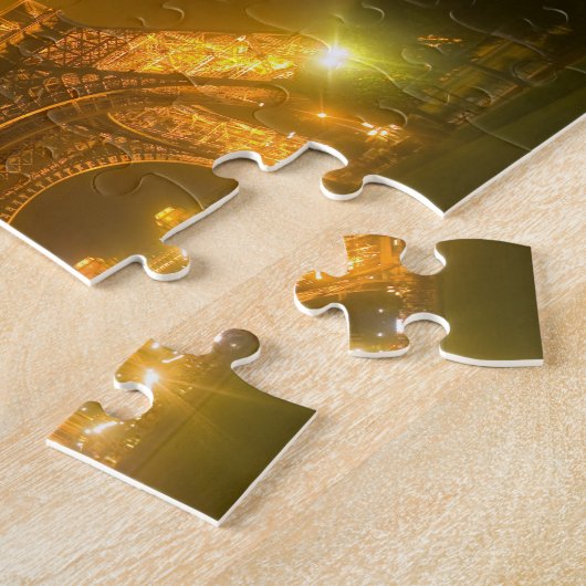 Frankrijk, Parijs. Eiffeltoren verlicht op 3 Legpuzzel (Zijkant)