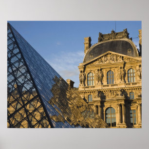 Frankrijk, Parijs, Louvre Museum en de Pyramide, Poster