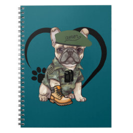 Franse Bulldog Puppy in Camo Outfit & Groene Baret Notitieboek