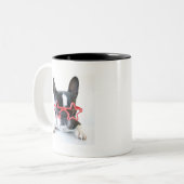 Franse hond met rode Star-bril Tweekleurige Koffiemok (Voorkant links)