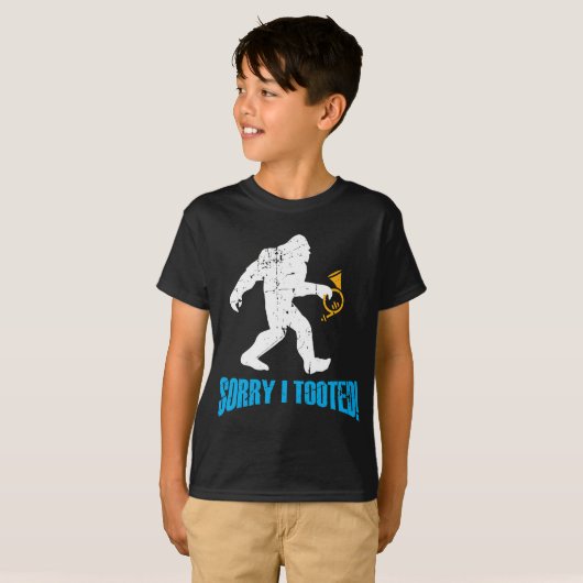 Franse Horn Player I Tooted Bigfoot Sasquatch T-shirt (Voorkant volledig)