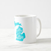 Frappé avec la tasse de mitaine (Devant droit)