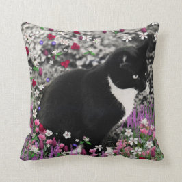 Freckles in Flowers II - Tuxedo Kitty Cat Kussen