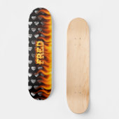 Fred skateboard feu et flammes design. (Recto)