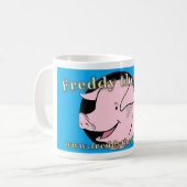 Freddy la tasse de café de porc (Devant gauche)