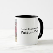 "Freddy's Jalopy" Possum Trot Mok (Voorkant rechts)