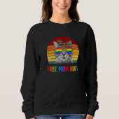 Free Ma Hugs Lgbt Pride Cat Rainbow Flag Trui (Voorkant)