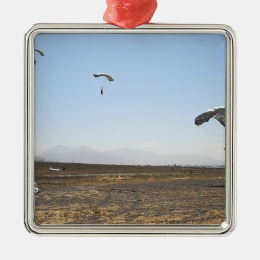 Freefall parachute jumpers metalen ornament (Voorkant)