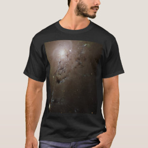 Freepiepende sterrenstelsels botsen in een blaze v t-shirt
