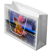 Freesia flower op het toetsenbord groot cadeauzakje (Voorkant Gekanteld)