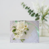 freesias sur carte postale en dentelle (Debout devant)