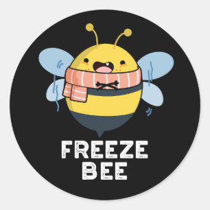 Freeze Bee Funny Insect Bug Dark BG Ronde Sticker