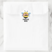 Freeze Bee Funny Insect Bug Pun Ronde Sticker (Tas)