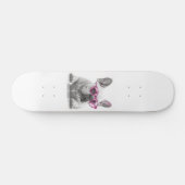 French Bulldog avec lunettes roses Skateboard (Horz)