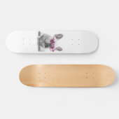 French Bulldog avec lunettes roses Skateboard (Horz)