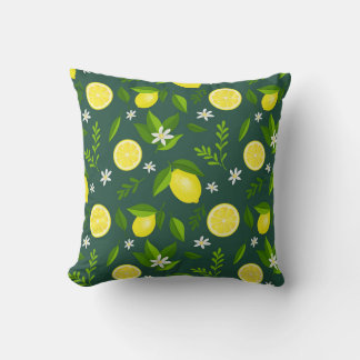 Fresh lemons with flowers and leaves kussen