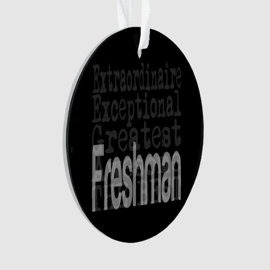 Freshman Extraordinaire Ornament (voorkant)