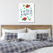 Frida Kahlo | Floral Typografie Canvas Afdruk (Insitu (Slaapkamer))
