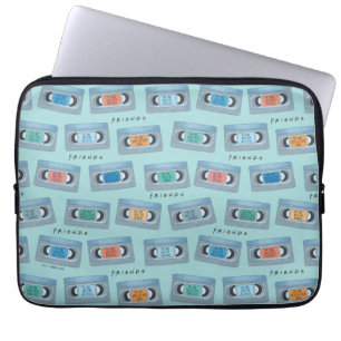 FRIENDS™   Een met een videotapatroon Laptop Sleeve