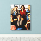 FRIENDS™ | Gegoten in het appartement van Monica Canvas Afdruk (Insitu (Houten vloer))