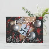 Friendsmas Snowflakes Photo Invitation (Debout devant)