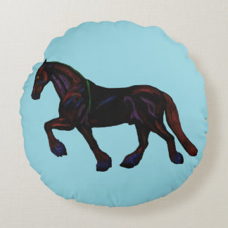 Friese paard met regenboog highlights  rond kussen