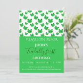 Froggy anniversaire de enfant invitation verte (Debout devant)