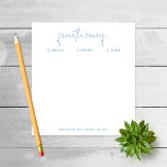 "From the Mom of" Note à l'école, Bloc-notes bleu<br><div class="desc">Ces blocs-notes feront un cadeau parfait ou un ajout à votre bureau. Customisez le bloc-notes avec le nom de vos enfants et vos coordonnées en bas. Utilisez la fonction Personnaliser pour modifier la police ou la disposition du texte.</div>