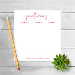 "From the Mom of" Note à l'école, Bloc-notes rouge<br><div class="desc">Ces blocs-notes feront un cadeau parfait ou un ajout à votre bureau. Customisez le bloc-notes avec le nom de vos enfants et vos coordonnées en bas. Utilisez la fonction Personnaliser pour modifier la police ou la disposition du texte.</div>
