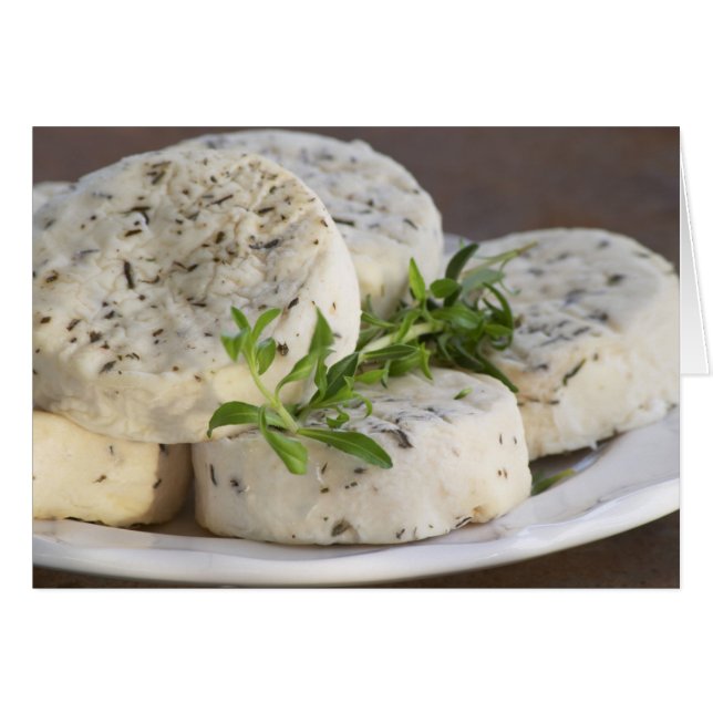 fromage de chèvre français - chèvre - avec des her (Devant horizontal)