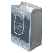 Frosted Blue Winter Wedding Custom Medium Cadeauzakje (Achterkant Gekanteld)