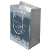 Frosted Blue Winter Wedding Custom Medium Cadeauzakje (Voorkant Gekanteld)