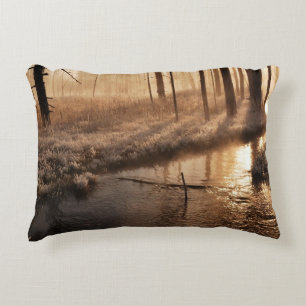 Frosty Yellowstone Morning Decoratief Kussen