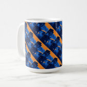 "Frozen Ridge 1 Blue on Orange Tiled" Mug Abstrait (Devant gauche)