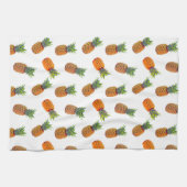 Fruits d'ananas sur une serviette de cuisine blanc (Horizontal)
