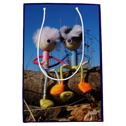 Fubby paartje dat romantisch verliefd zitten. medium cadeauzakje (Voorkant)