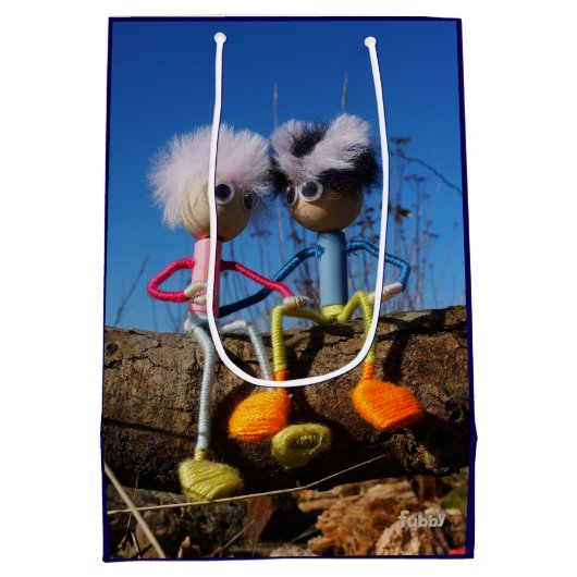 Fubby paartje dat romantisch verliefd zitten. medium cadeauzakje (Achterkant)