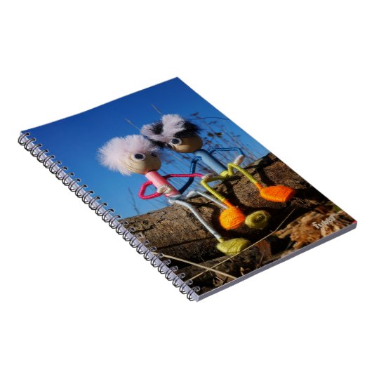 Fubby paartje dat romantisch verliefd zitten. notitieboek (Rechterzijde)