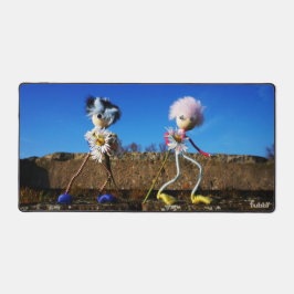 Fubby's die elkaars Valentijn zijn. Bureaumat