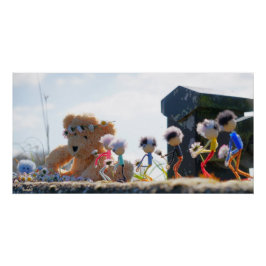 Fubby's die madeliefjes naar een Beer brengen. Perfect Poster